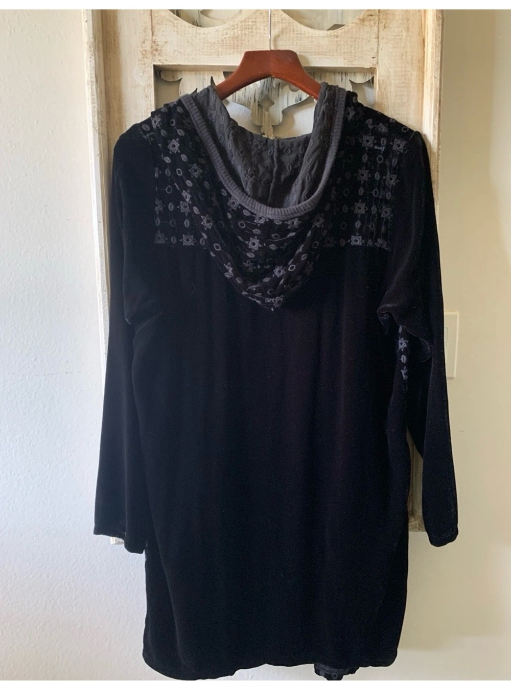 Johnny Was Black Velvet Patterned Hooded Longline jacket - Picture 5 of 9
